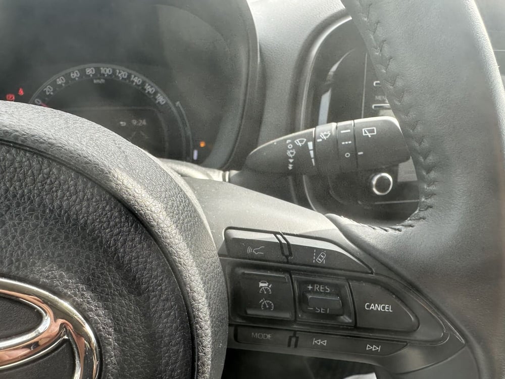 Toyota Aygo X usata a Milano (19)