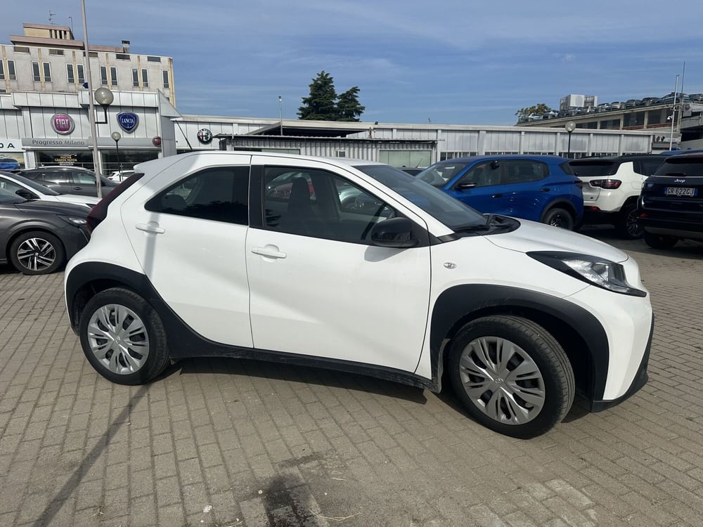 Toyota Aygo X usata a Milano (6)