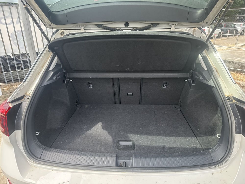 Volkswagen T-Roc usata a Milano (10)