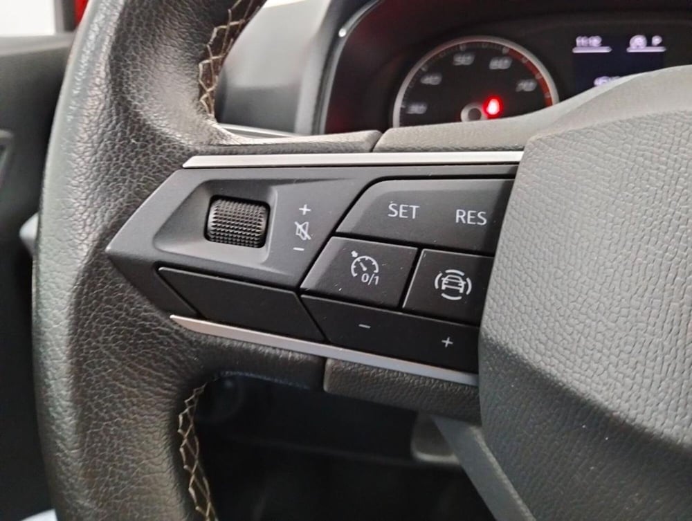 SEAT Arona usata a Como (11)