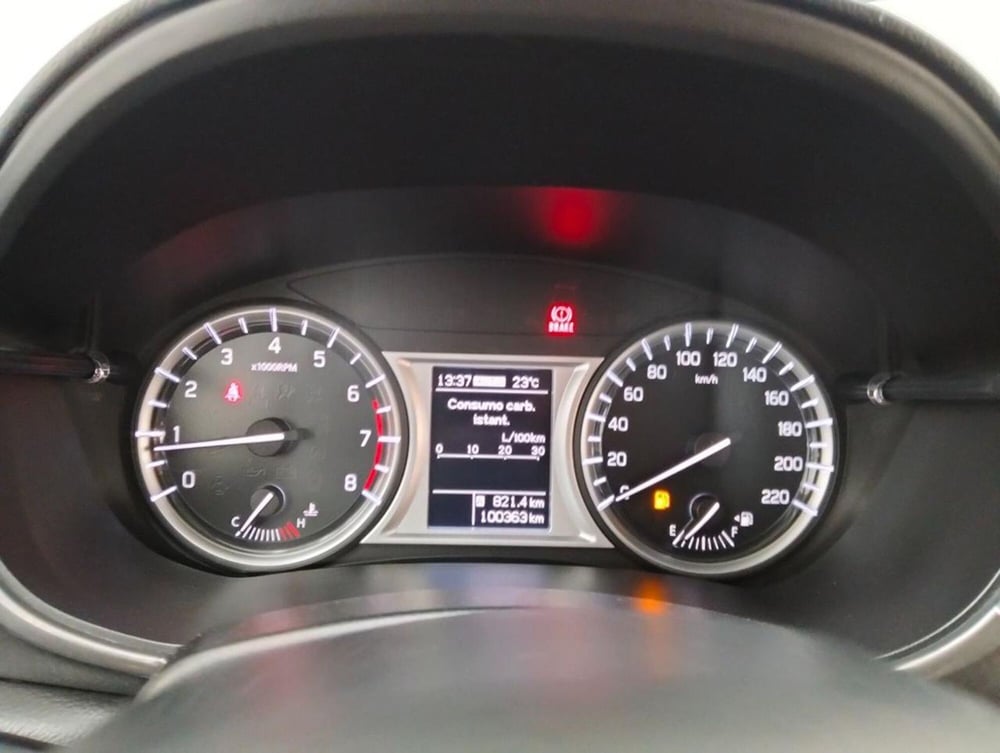 Suzuki Vitara usata a Como (13)