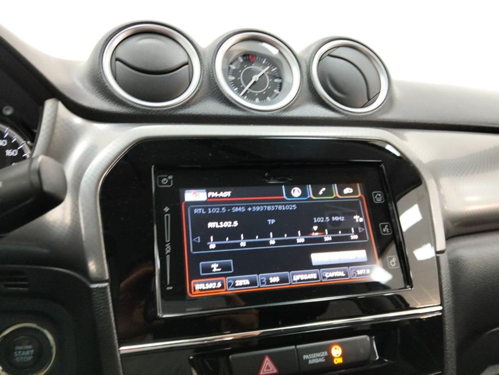 Suzuki Vitara usata a Como (14)