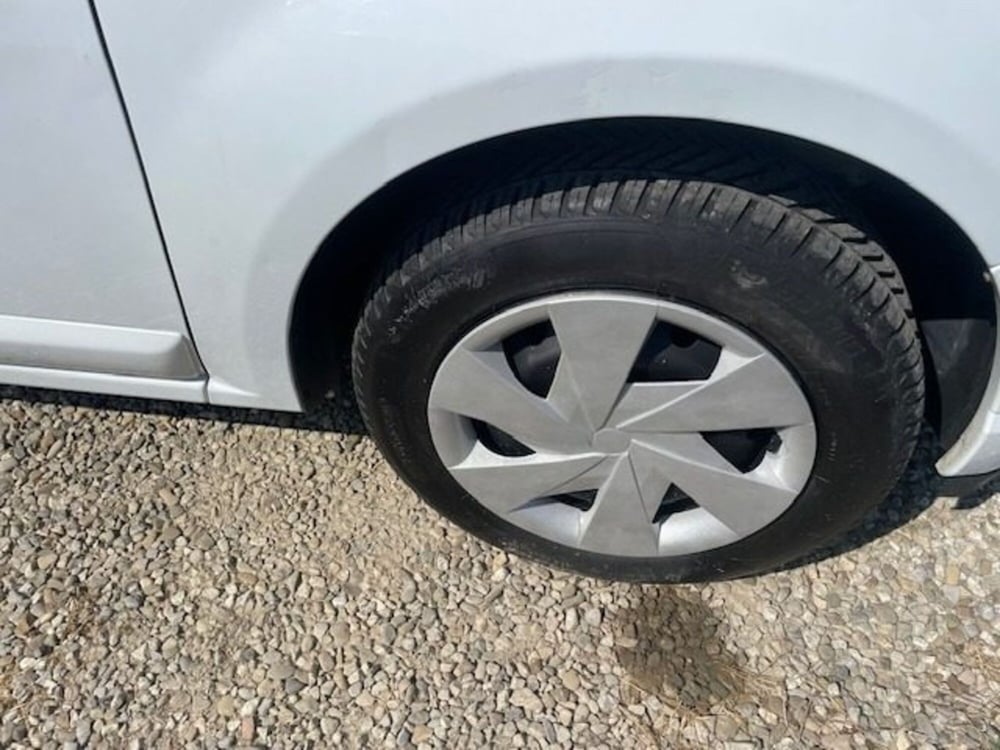 Dacia Sandero usata a Prato (4)