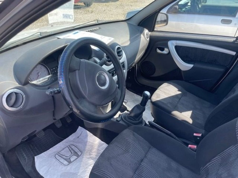 Dacia Sandero usata a Prato (8)