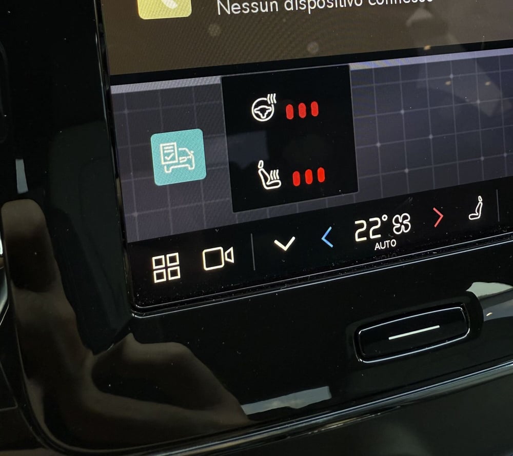 Volvo XC40 usata a Parma (13)