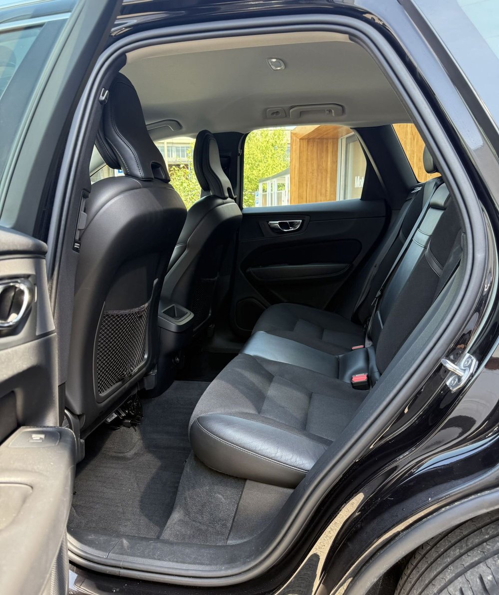 Volvo XC60 usata a Parma (6)