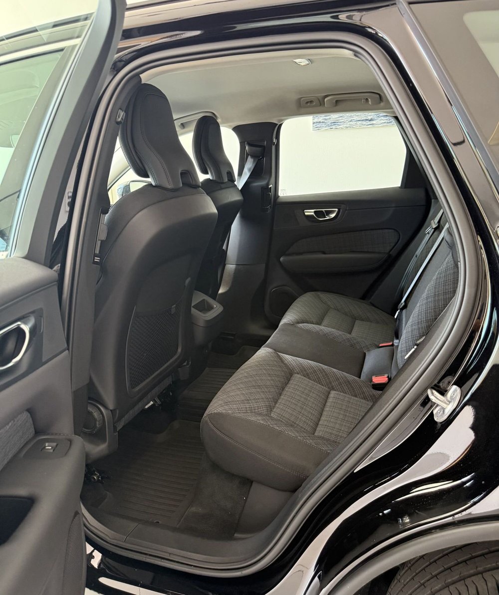 Volvo XC60 usata a Parma (5)