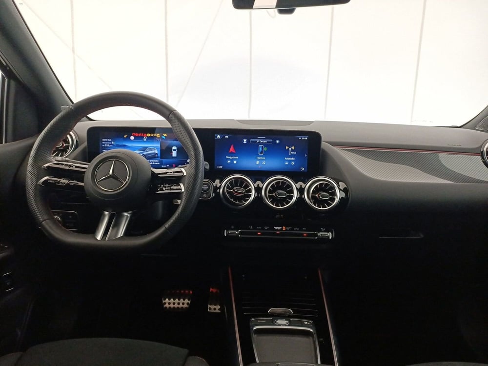 Mercedes-Benz Classe B usata a Bari (10)
