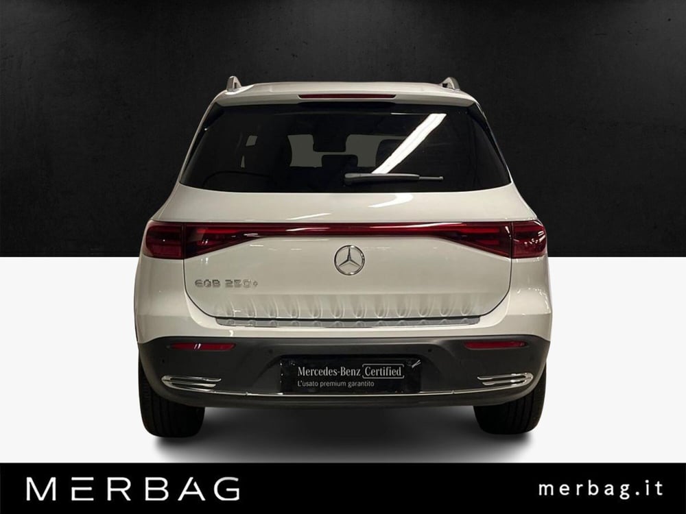 Mercedes-Benz EQB usata a Milano (4)