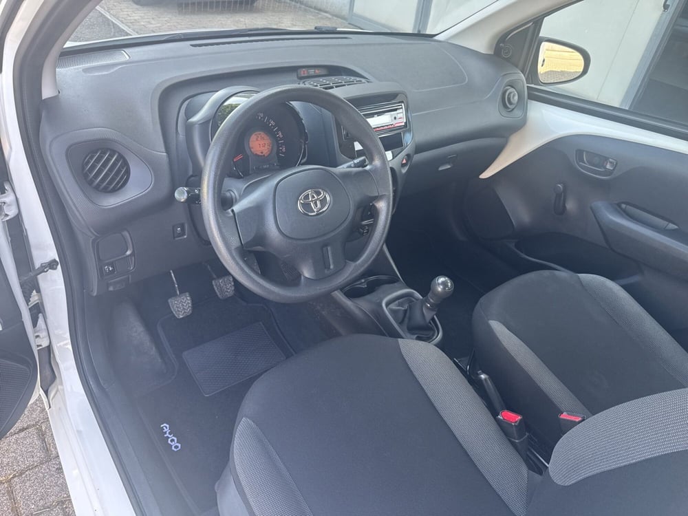 Toyota Aygo usata a Ferrara (8)