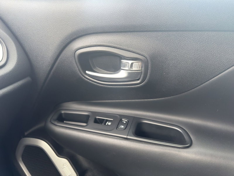 Jeep Renegade usata a Cosenza (16)