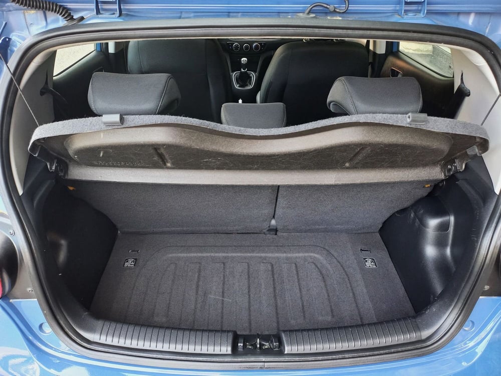 Hyundai i10 usata a Milano (12)