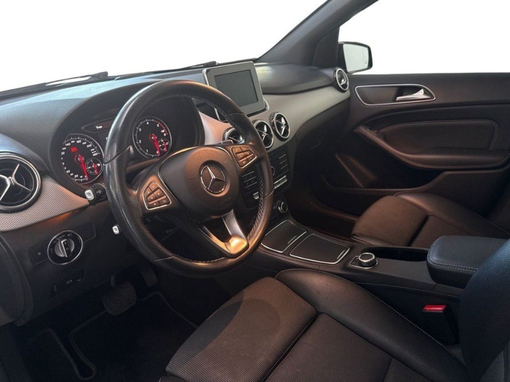 Mercedes-Benz Classe B usata a Rimini (16)