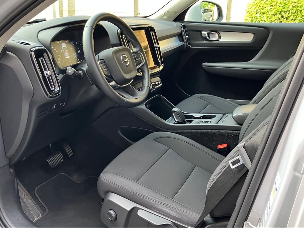Volvo XC40 usata a Como (11)
