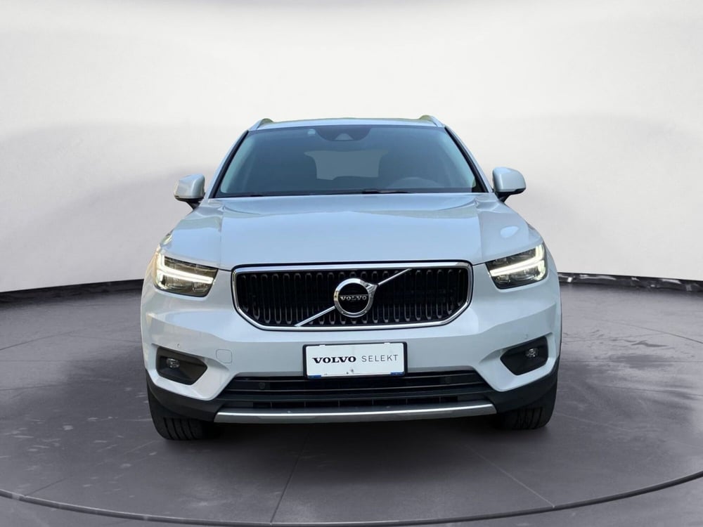Volvo XC40 usata a Como (2)