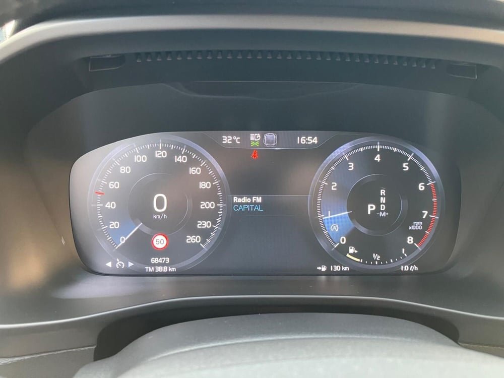 Volvo XC40 usata a Como (7)