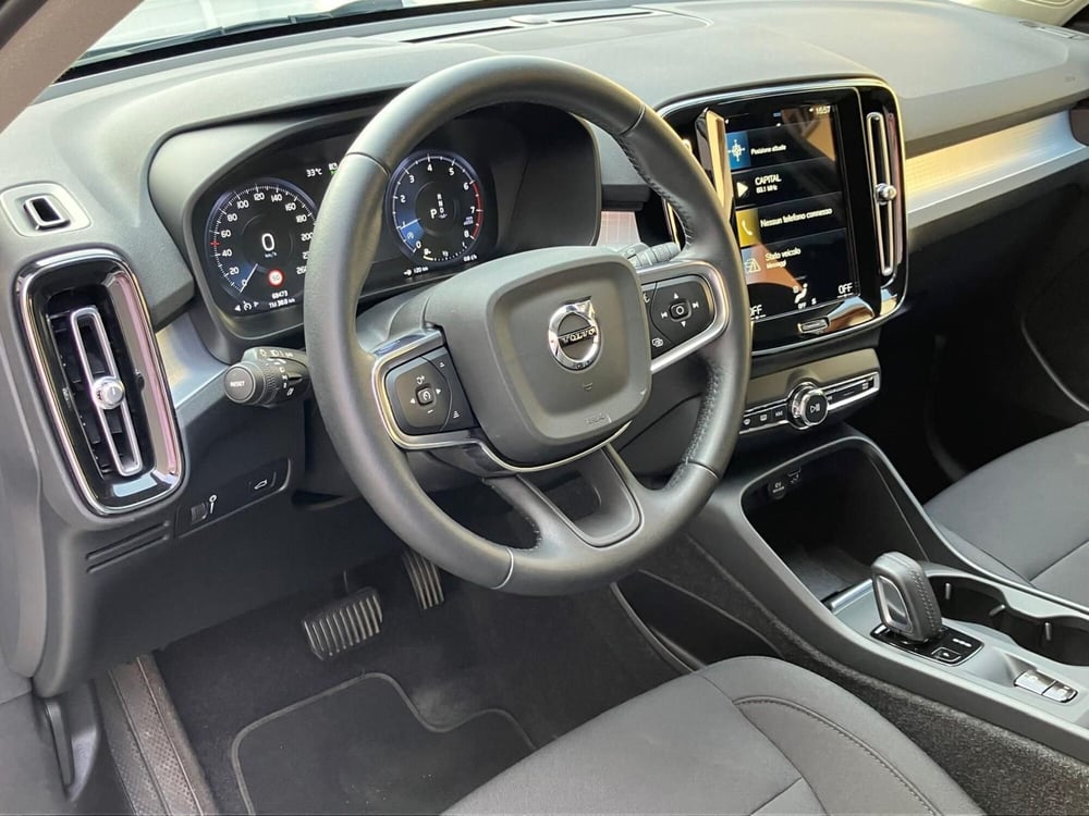 Volvo XC40 usata a Como (9)