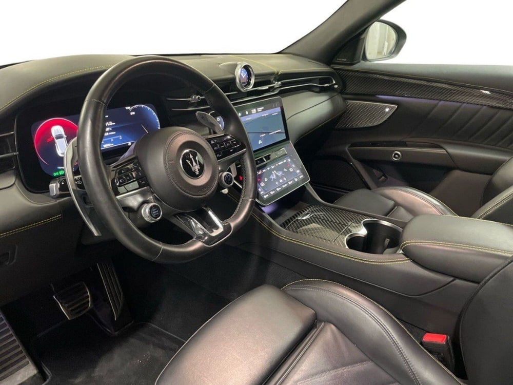 Maserati Grecale usata a Macerata (16)