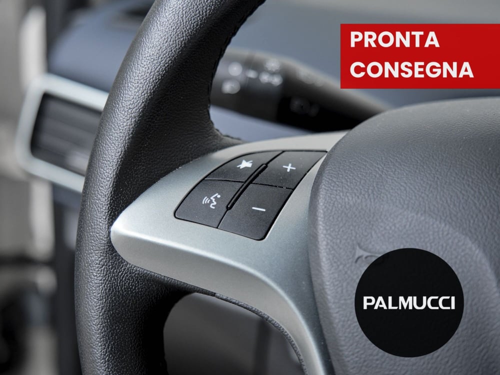 Lancia Ypsilon usata a Prato (18)