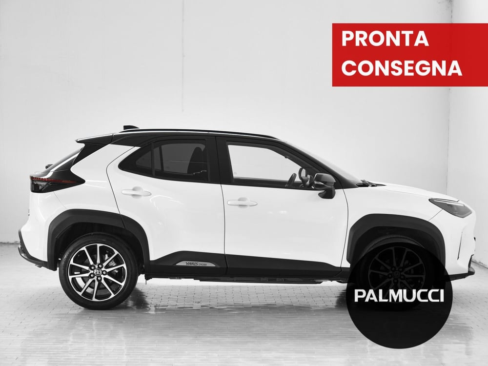 Toyota Yaris Cross usata a Prato (3)