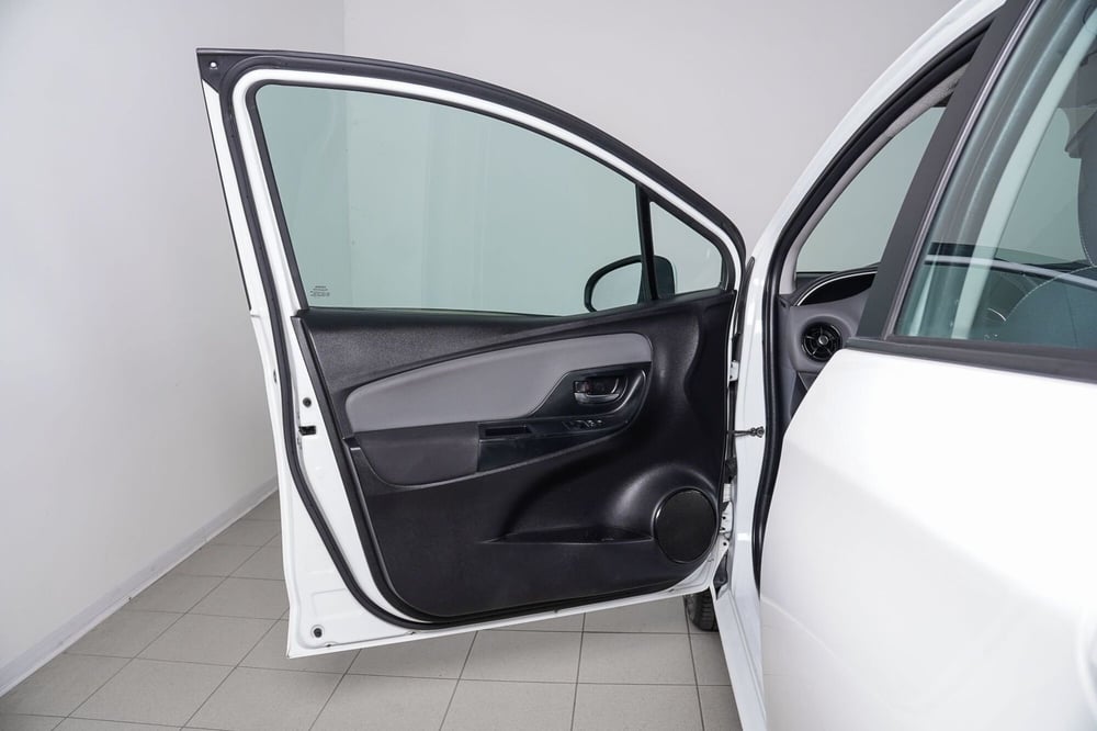 Toyota Yaris usata a Perugia (13)