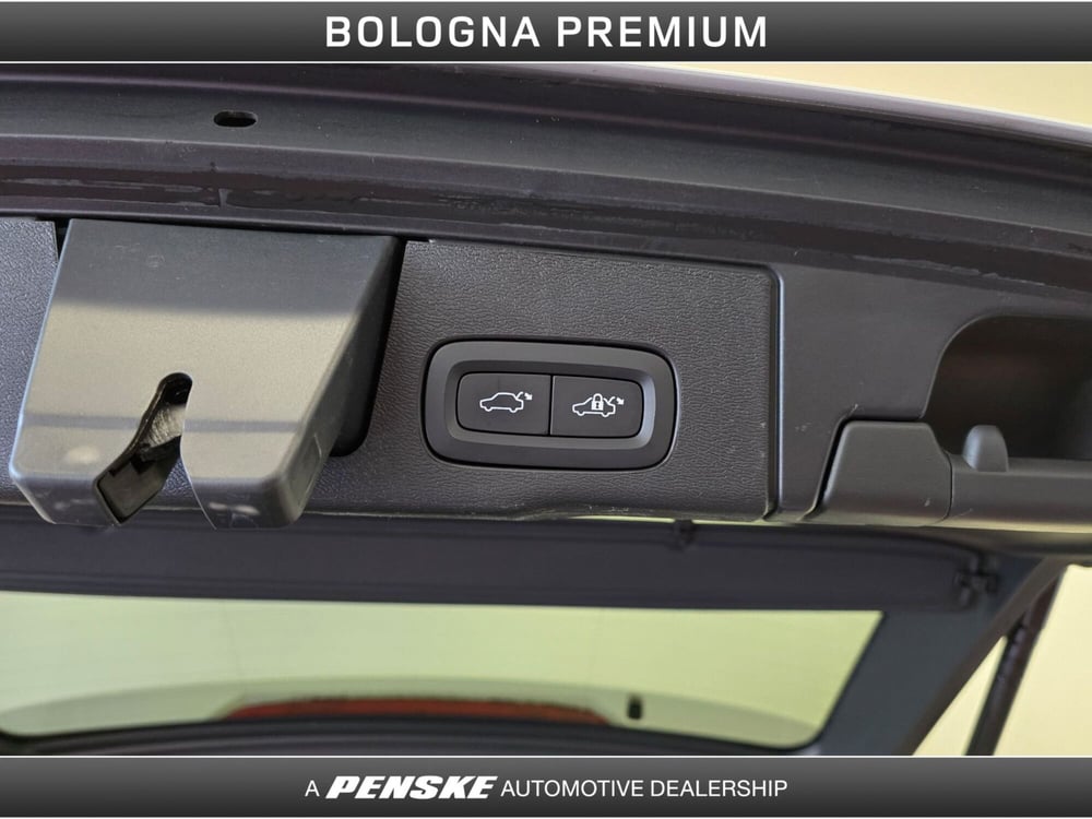 Volvo XC60 usata a Bologna (10)