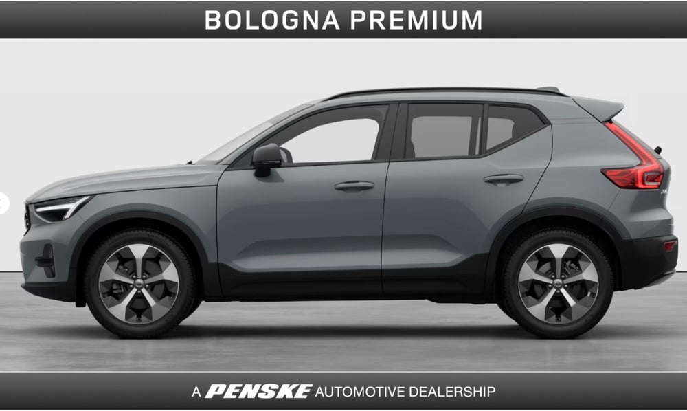 Volvo XC40 nuova a Bologna (2)
