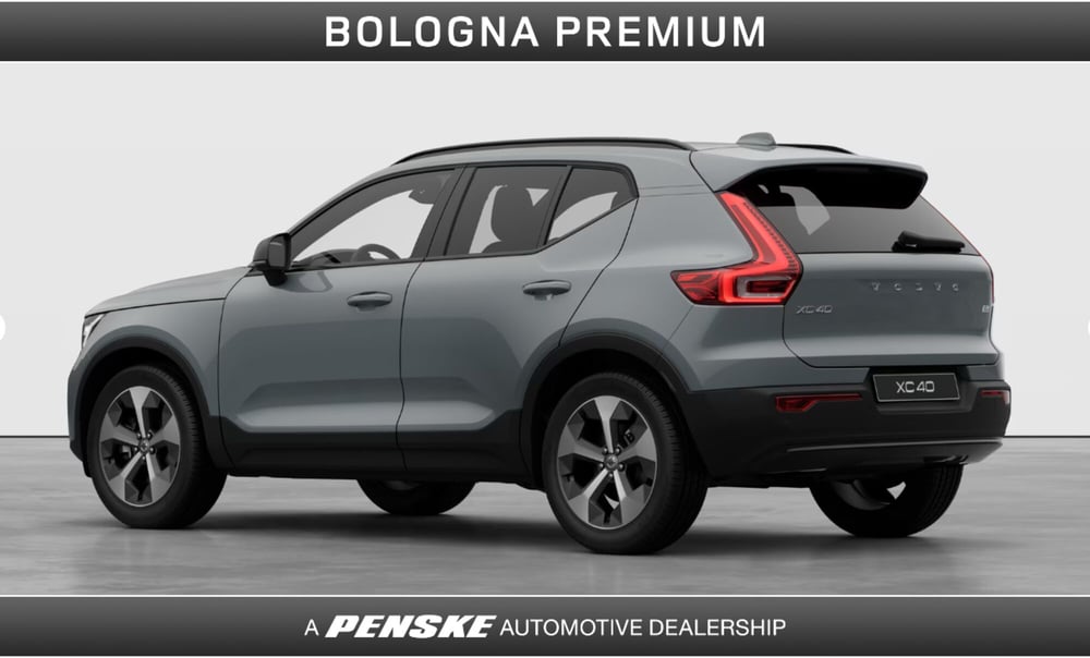 Volvo XC40 nuova a Bologna (3)