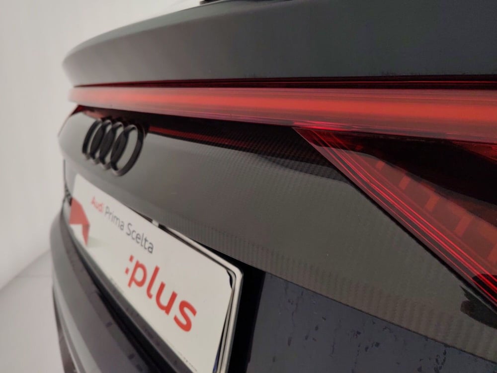 Audi RS Q8 usata a Massa-Carrara (18)