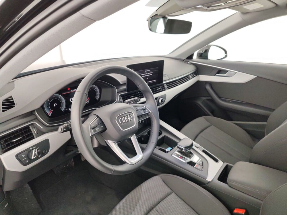 Audi A4 Avant usata a Massa-Carrara (11)