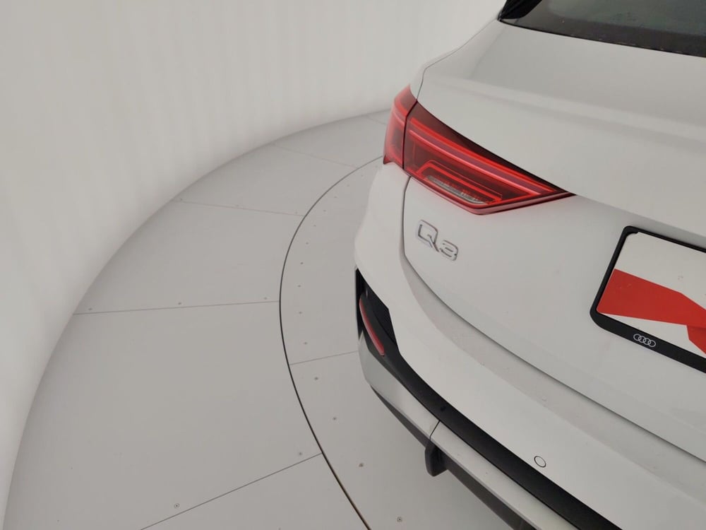 Audi Q3 Sportback usata a Massa-Carrara (11)