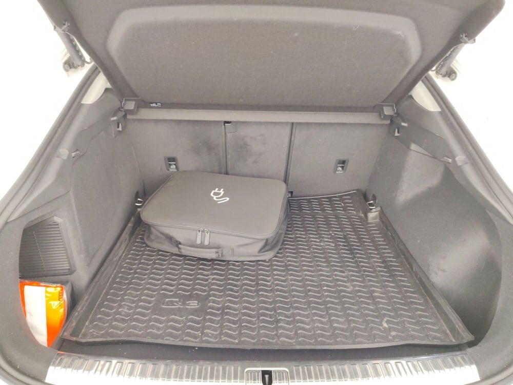 Audi Q3 Sportback usata a Massa-Carrara (12)