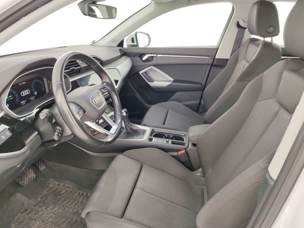 Audi Q3 Sportback usata a Massa-Carrara (7)