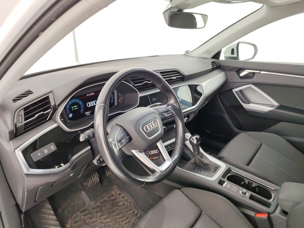 Audi Q3 Sportback usata a Massa-Carrara (8)