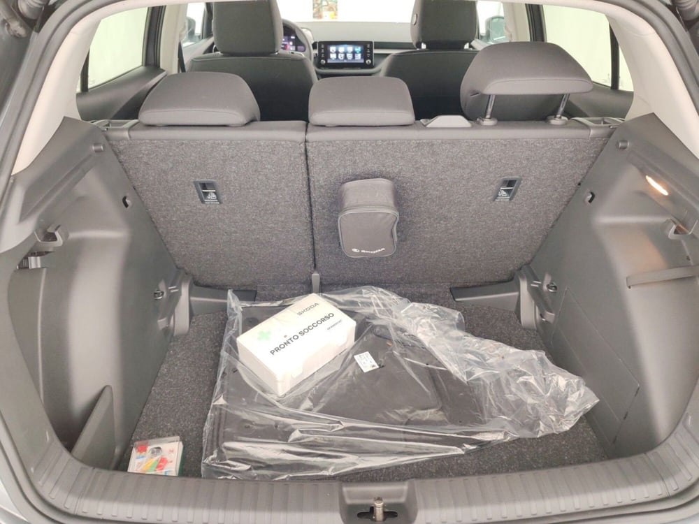 Skoda Fabia nuova a Massa-Carrara (16)