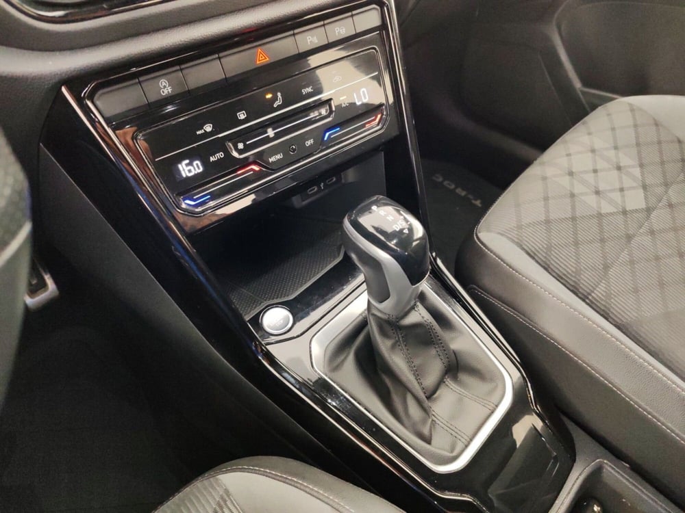 Volkswagen T-Roc usata a Massa-Carrara (11)