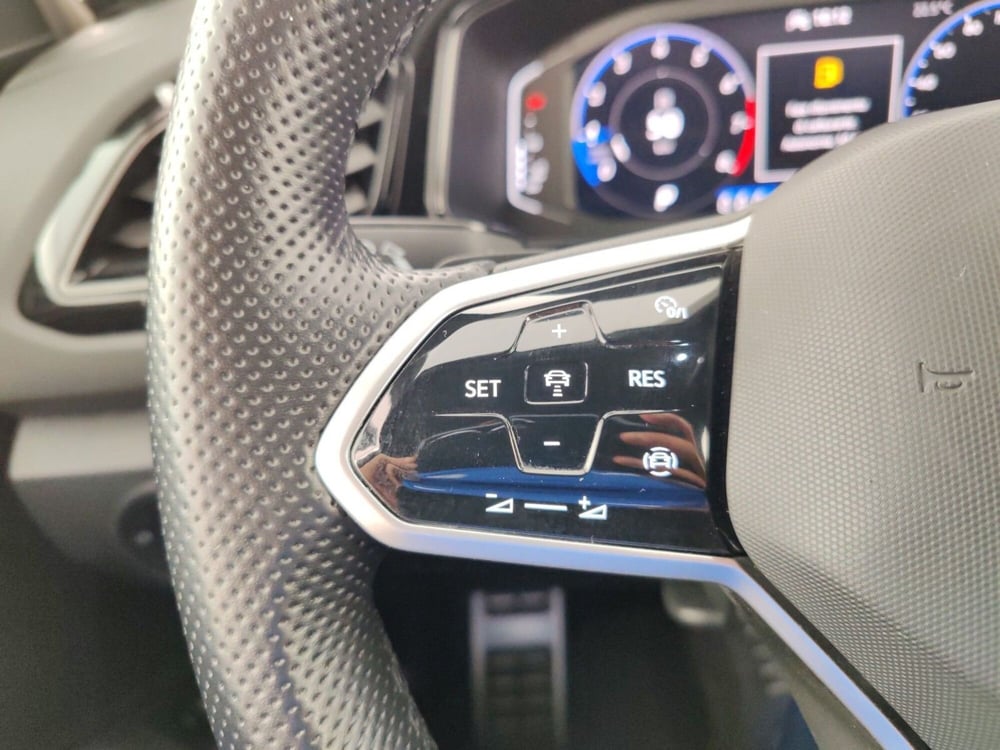 Volkswagen T-Roc usata a Massa-Carrara (14)