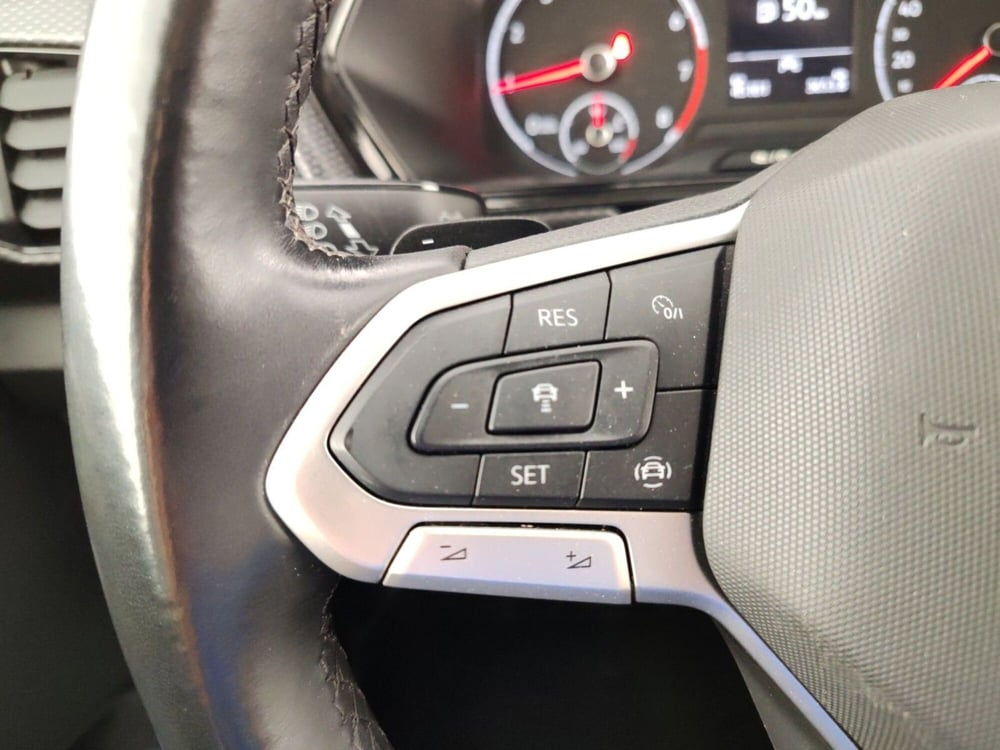 Volkswagen T-Cross usata a Massa-Carrara (14)