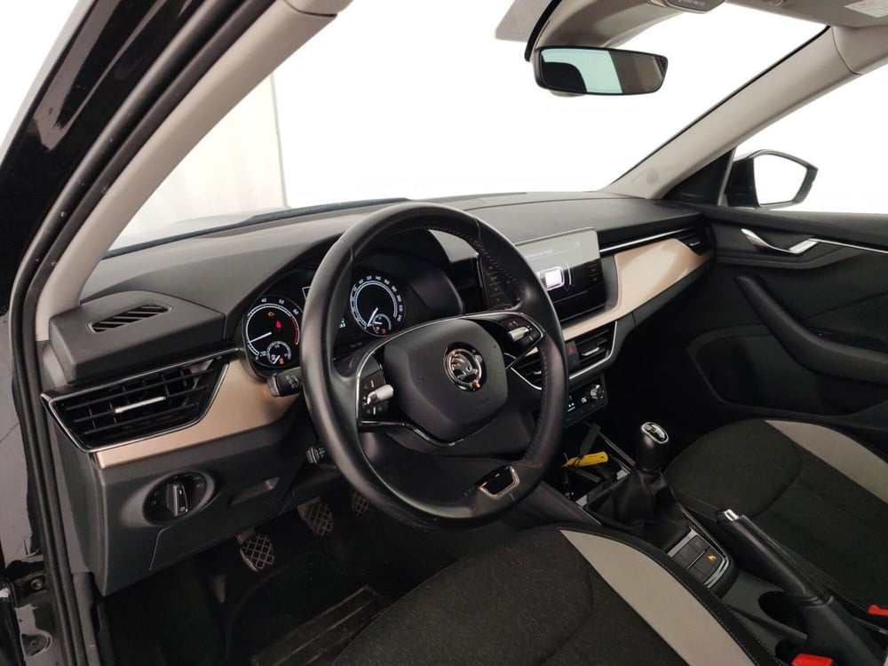 Skoda Kamiq usata a Massa-Carrara (8)