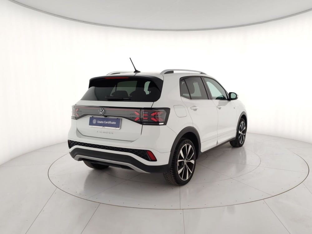 Volkswagen T-Cross usata a Massa-Carrara (3)