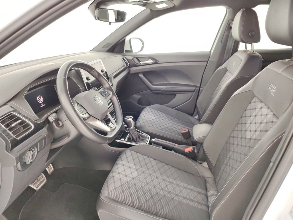 Volkswagen T-Cross usata a Massa-Carrara (7)