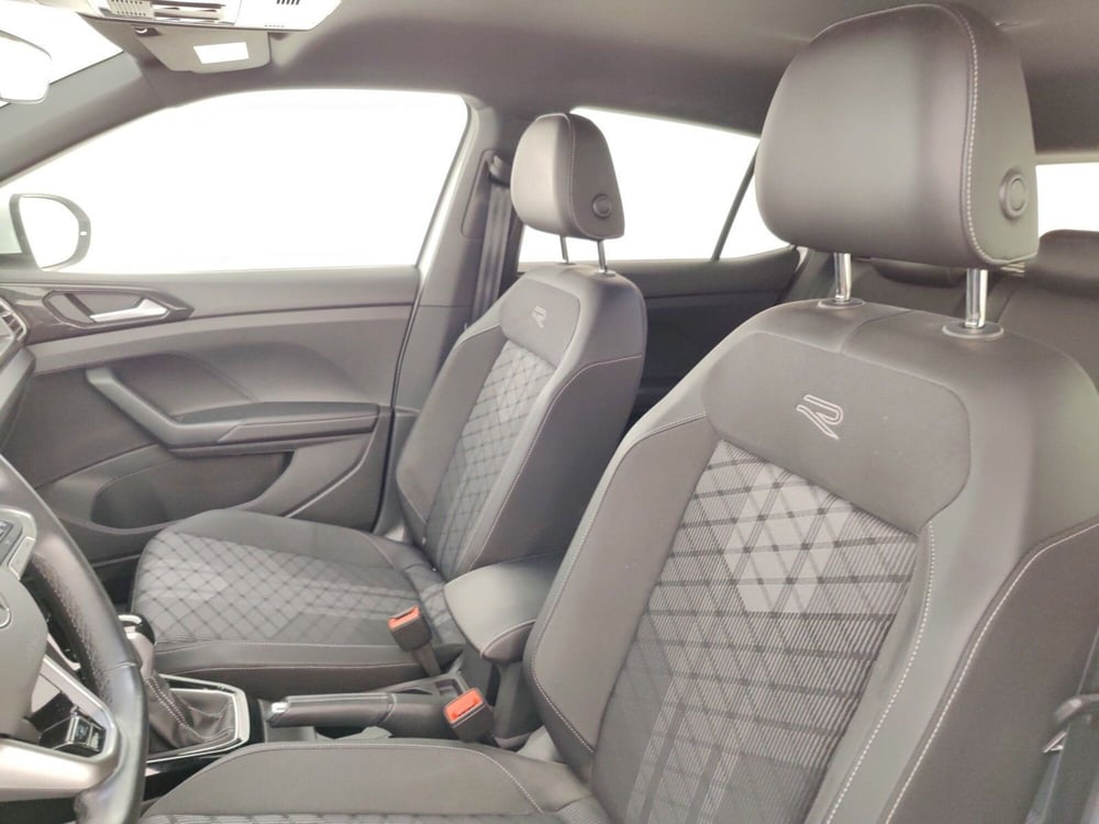 Volkswagen T-Cross usata a Massa-Carrara (9)