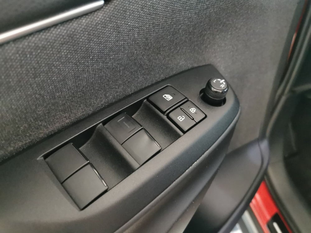 Toyota Yaris Cross usata a Brindisi (18)