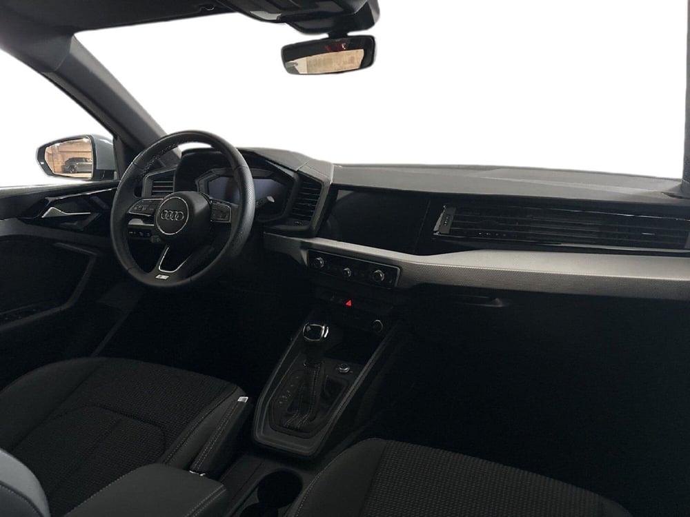 Audi A1 Sportback usata a Napoli (10)