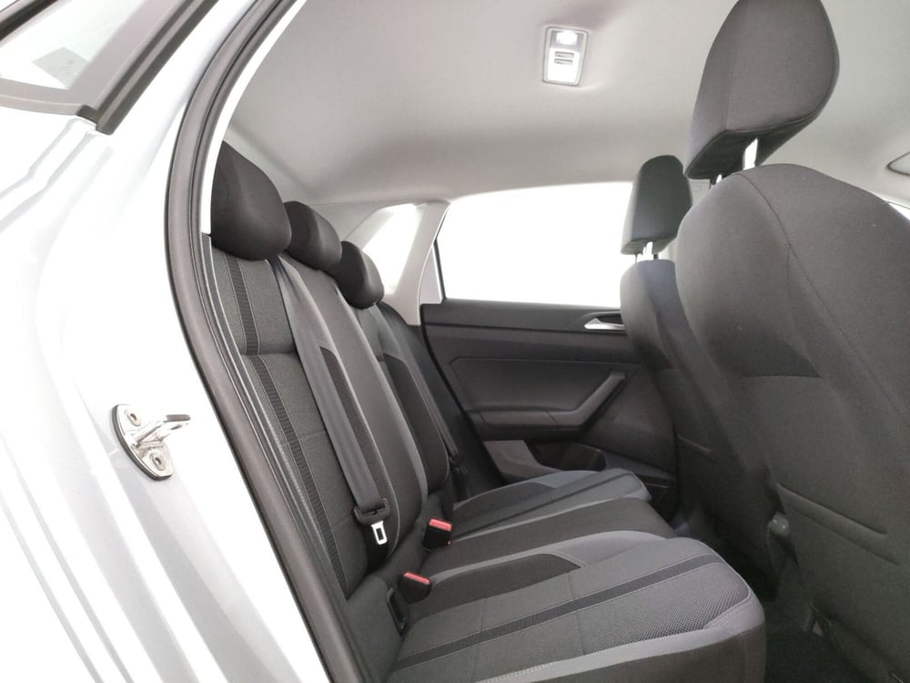 Volkswagen Polo usata a Napoli (9)
