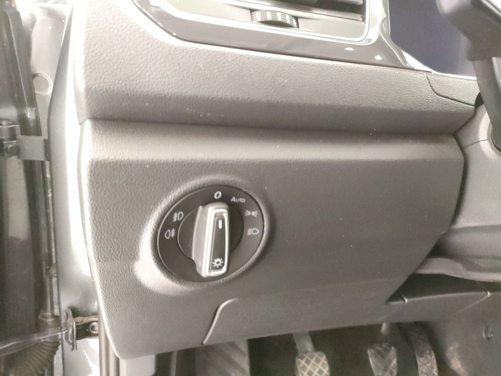 Volkswagen T-Roc usata a Napoli (14)