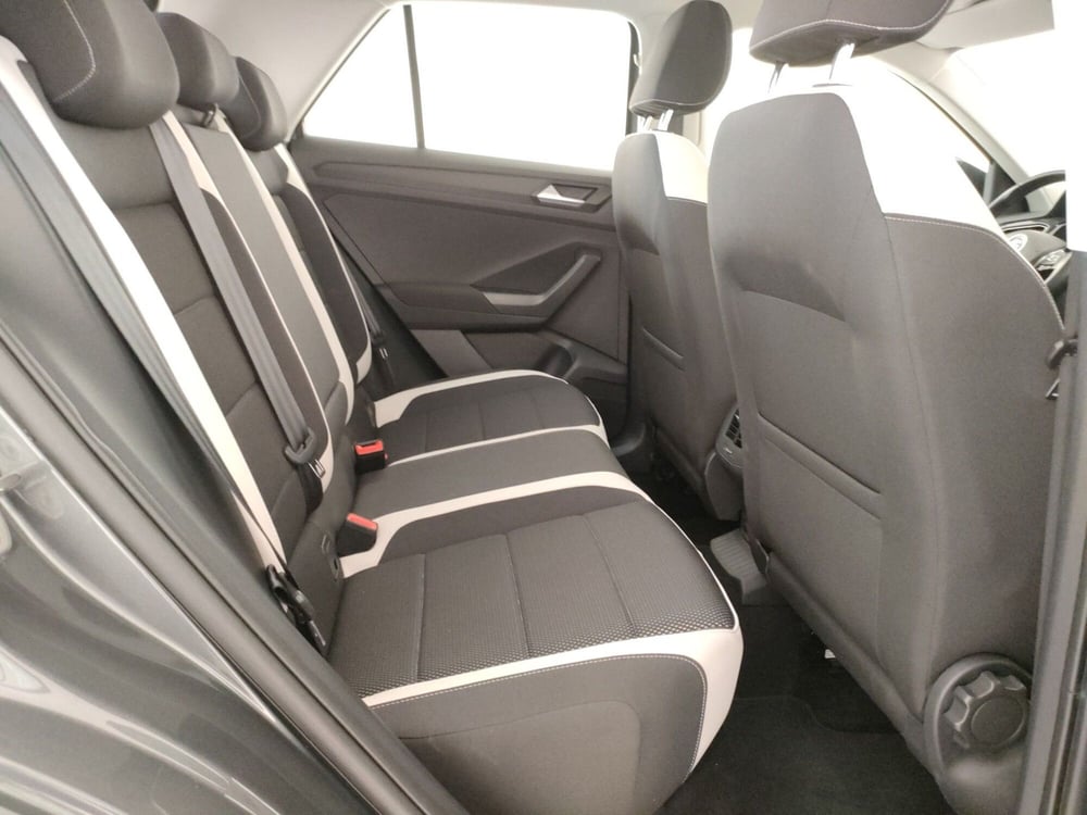 Volkswagen T-Roc usata a Napoli (8)