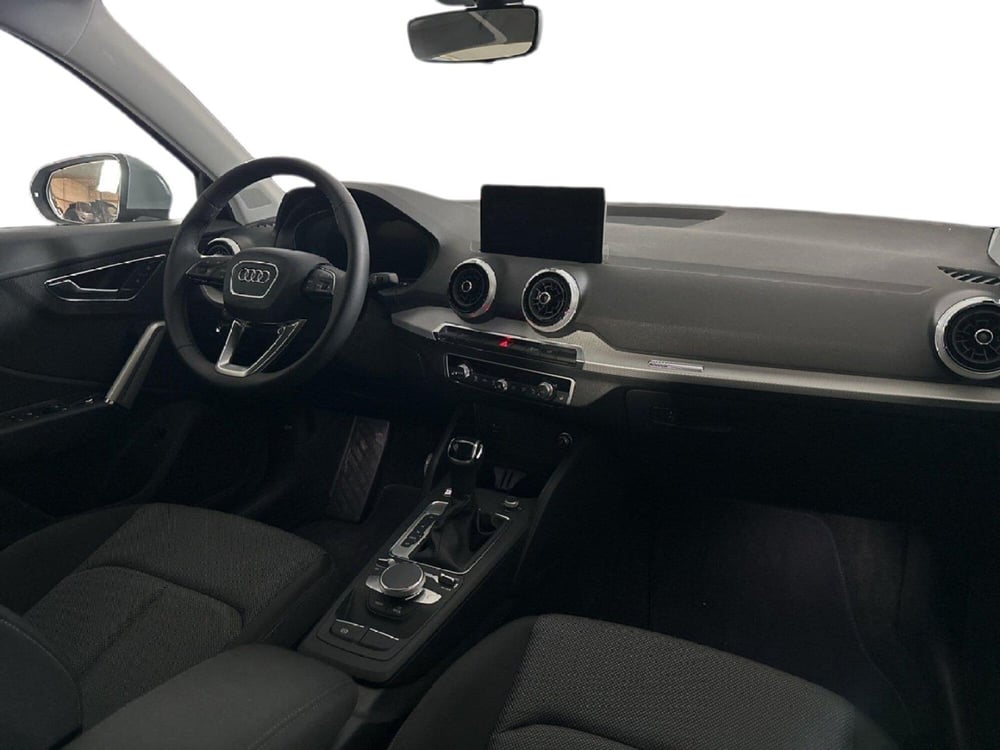 Audi Q2 usata a Napoli (10)