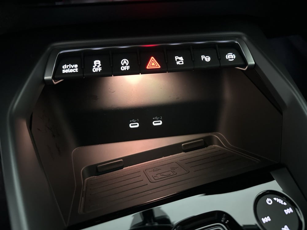 Audi A3 allstreet usata a Napoli (18)