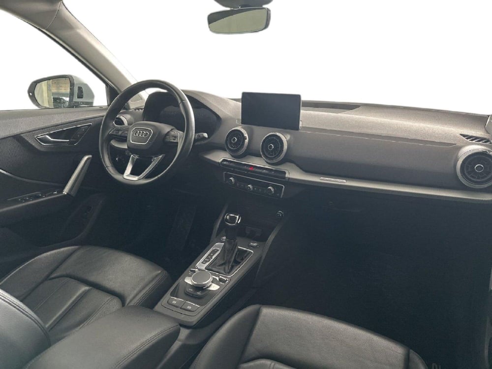 Audi Q2 usata a Napoli (10)